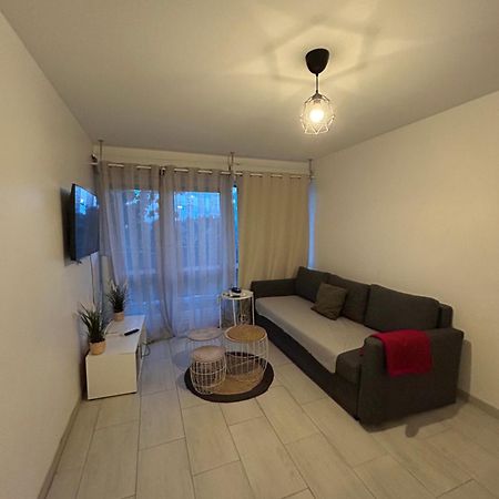 Appartement Ping-Pong Proche Gare Gagny Dış mekan fotoğraf