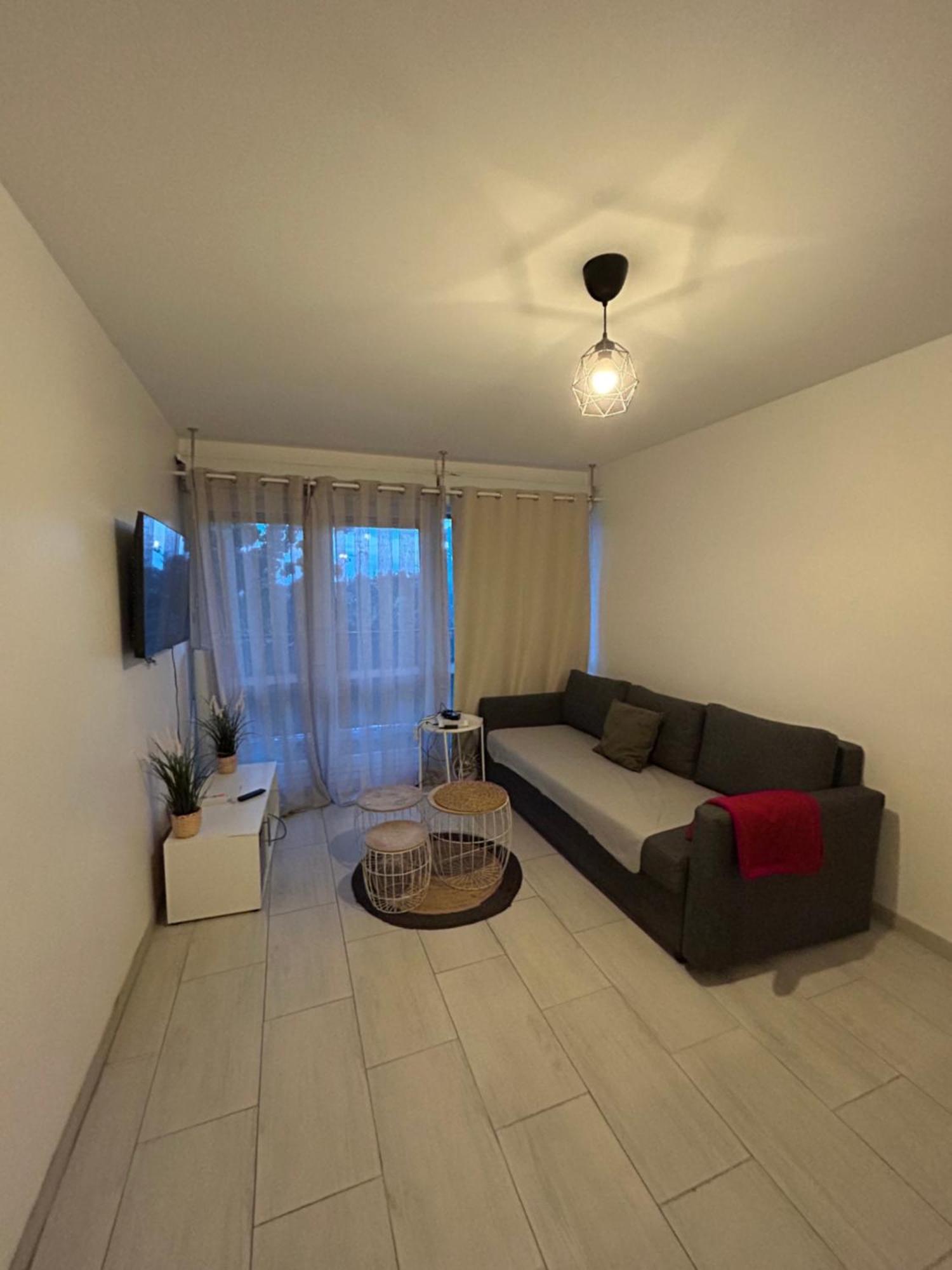 Appartement Ping-Pong Proche Gare Gagny Dış mekan fotoğraf